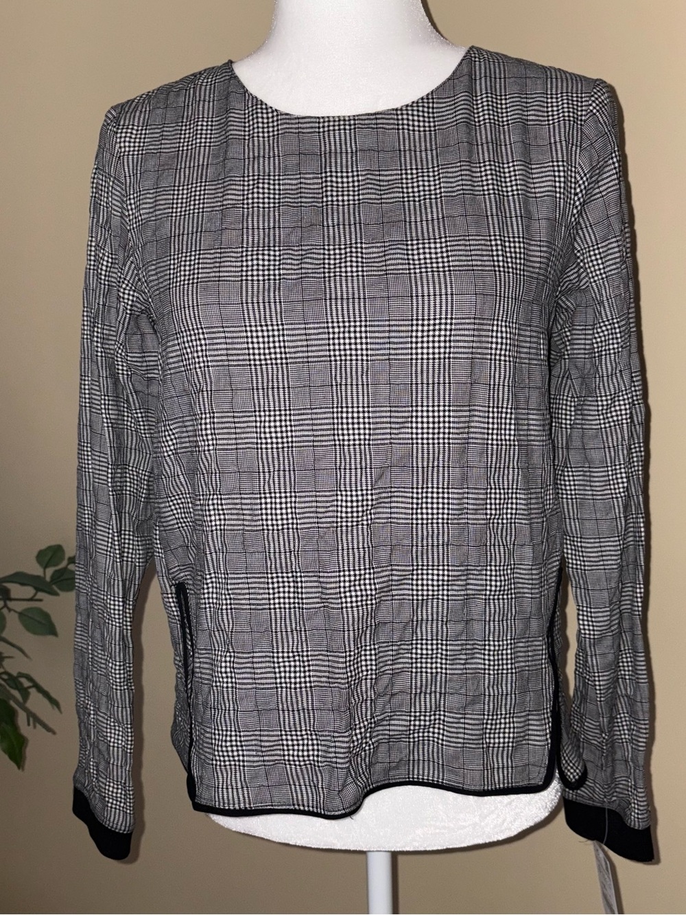 NWT Zara Tiny Black and White Plaid Top, Silver Full Back Zip